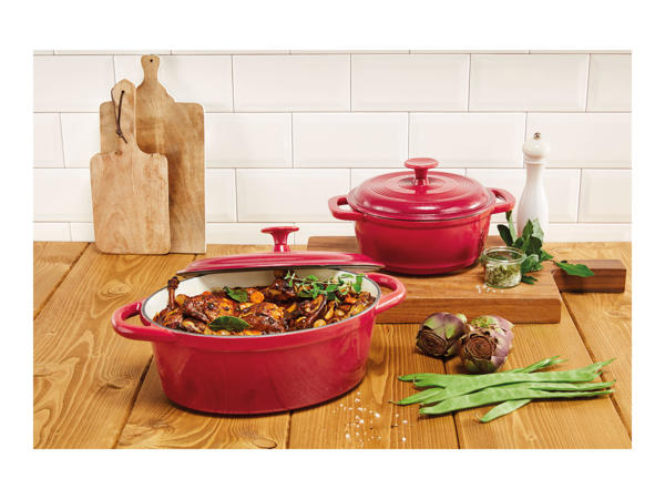 Ernesto Oval Cast Iron Roasting Dish