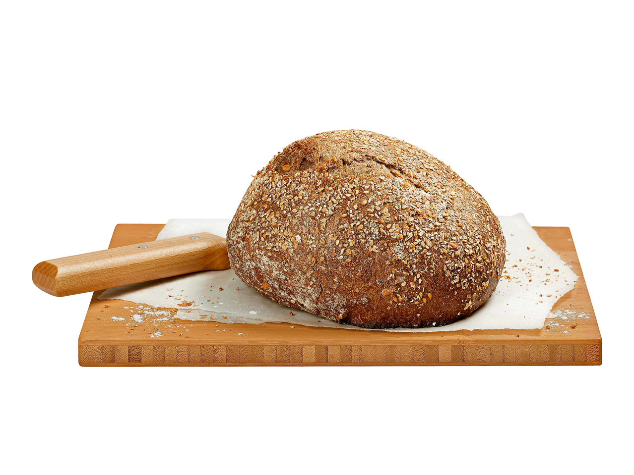 Pane scuro cotto nel forno a legna