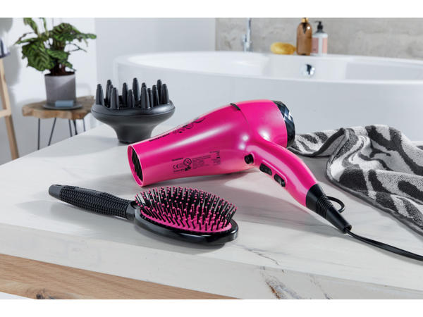 2200W IONIC HAIR DRYER