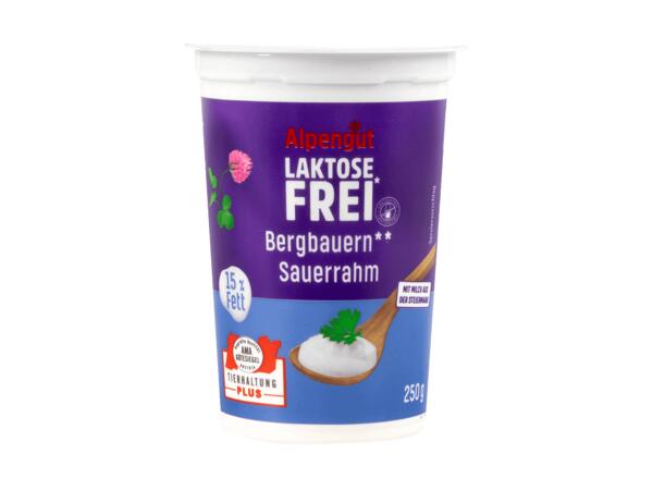 Laktosefreier Sauerrahm