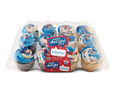 Delish! 
 Patriotic Mini Cupcakes
