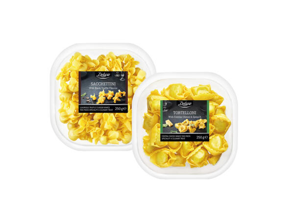 Färsk fylld pasta