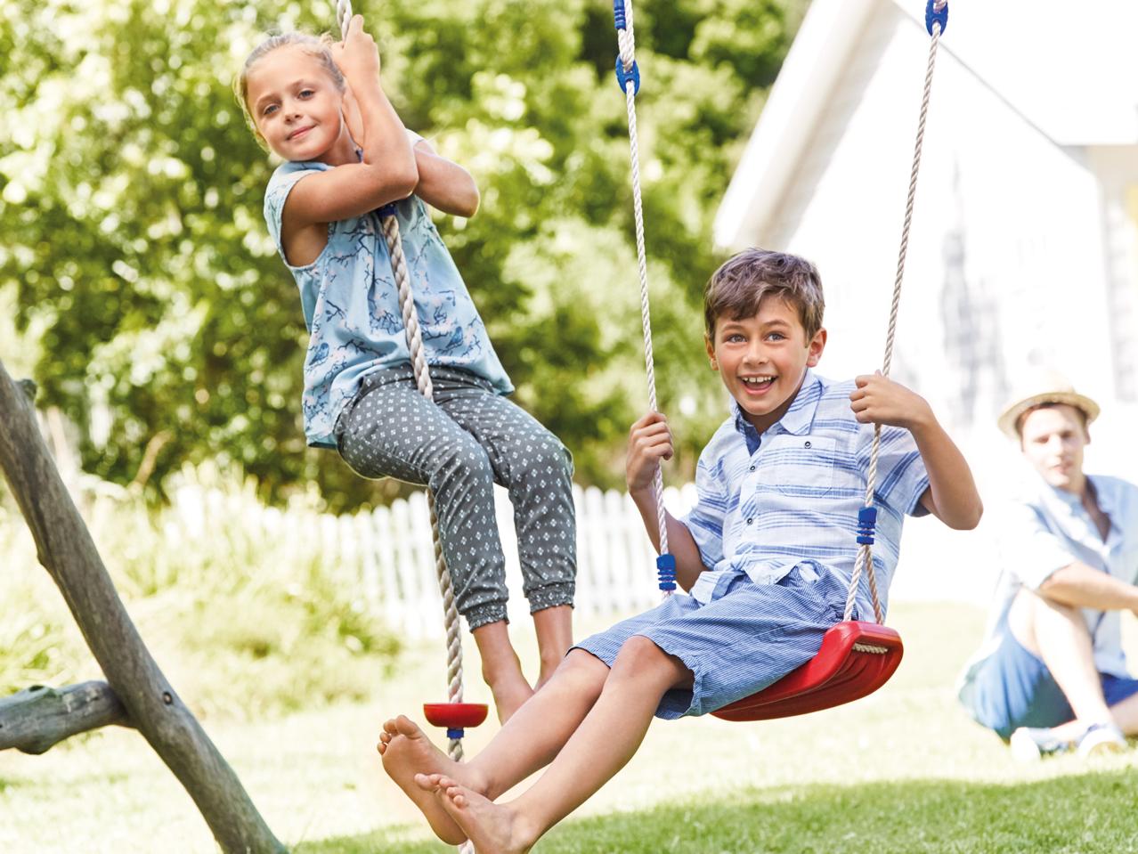 Playtive Junior Swing1