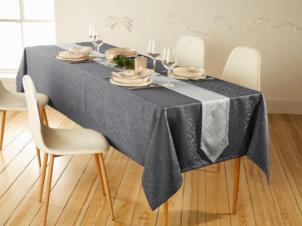 Tablecloth Set