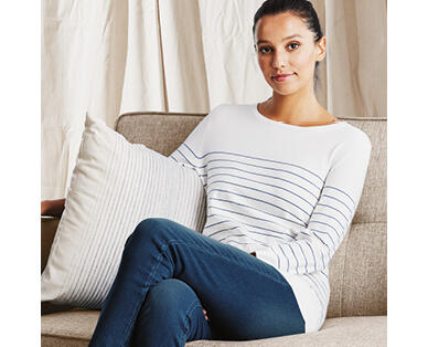 Women's Three-quarter Sleeve Top