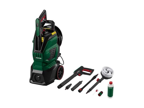 2400W Pressure Washer