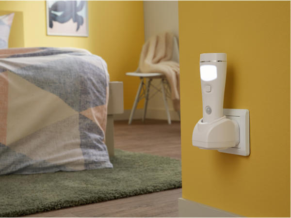 MULTIFUNKČNÍ LED SVÍTIDLO