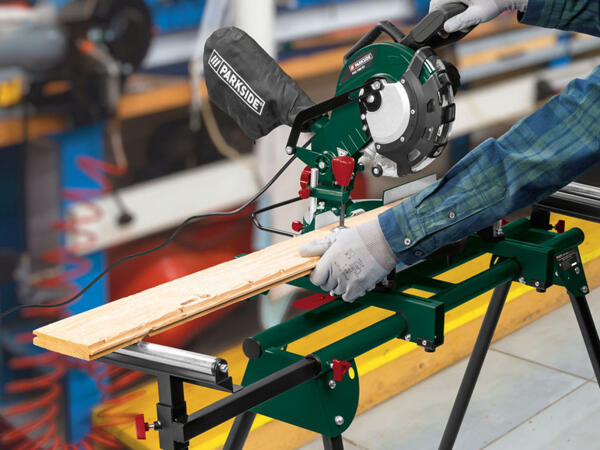 PARKSIDE(R) Univerzální pracovní stůl PUG 1550 A1