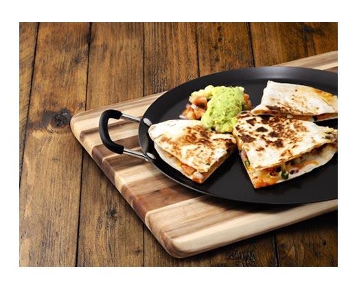 Crofton
11" Comal
