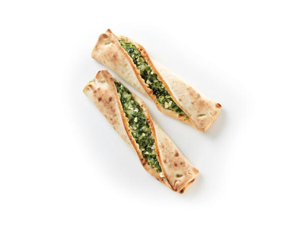 Plait with Spinach and Feta Cheese