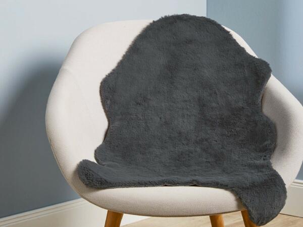 Livarno Home Faux Fur Rug