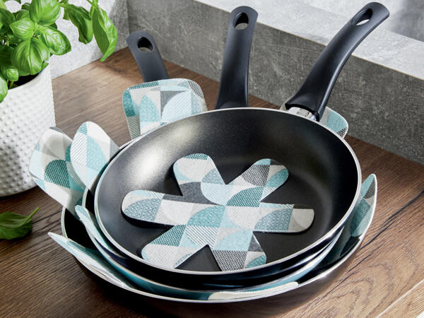 Pan Protector Set