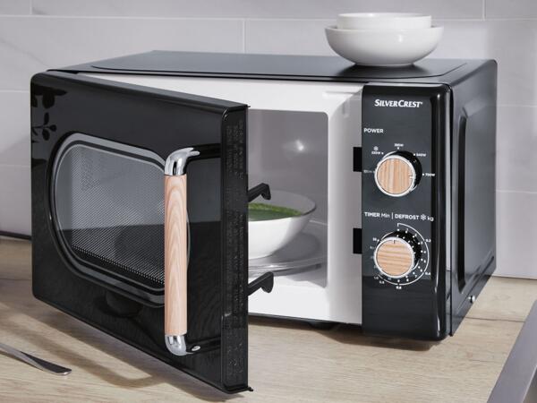 700W Microwave