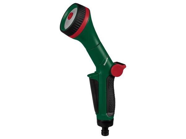 Spray gun or nozzle