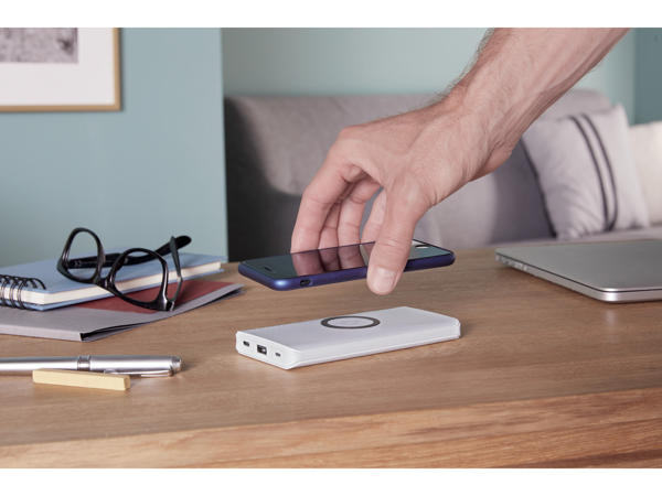QI Power Bank