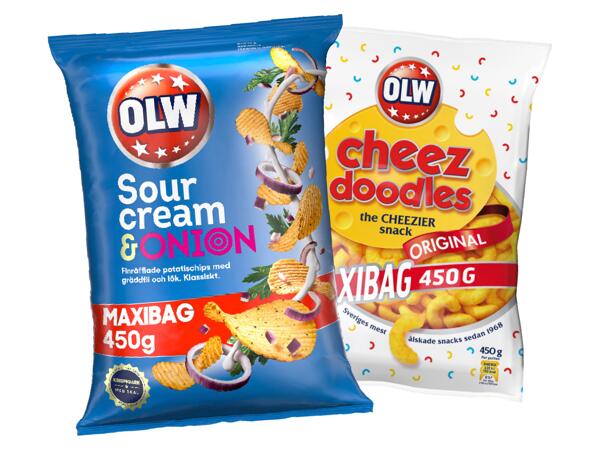 Cheez doodles/ chips sourcream & onion