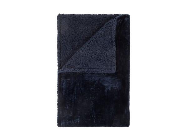 Cosy Microfibre Blanket