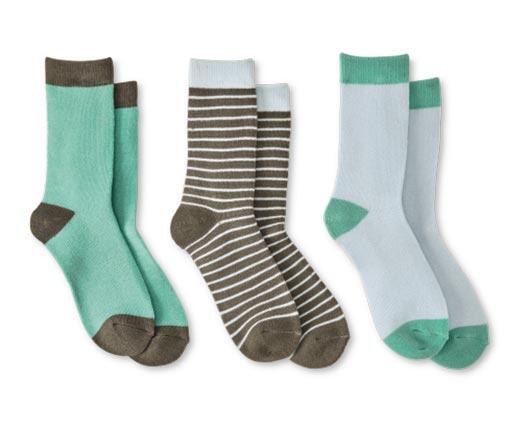 Adventuridge 
 Men's or Ladies' 3-Pair Outdoor Socks
