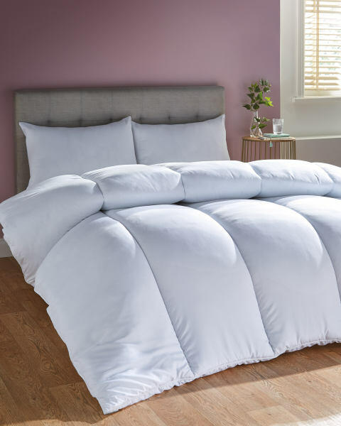 Double Mega Bounce 13.5 Tog Duvet