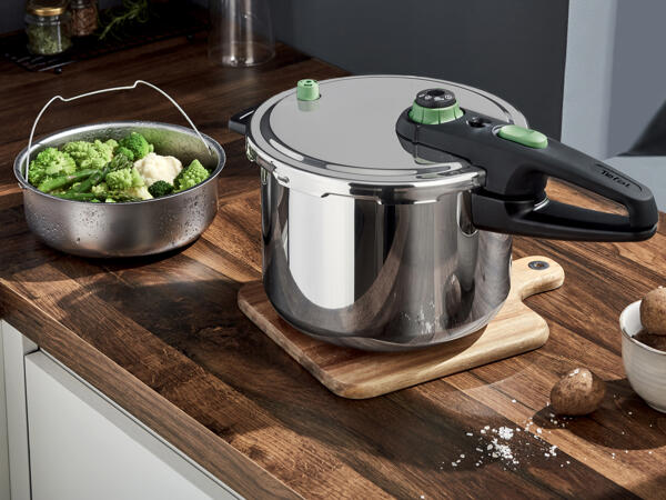 Pressure Cooker