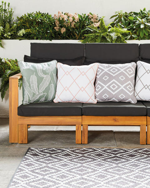 Green Leaf Square Cushion