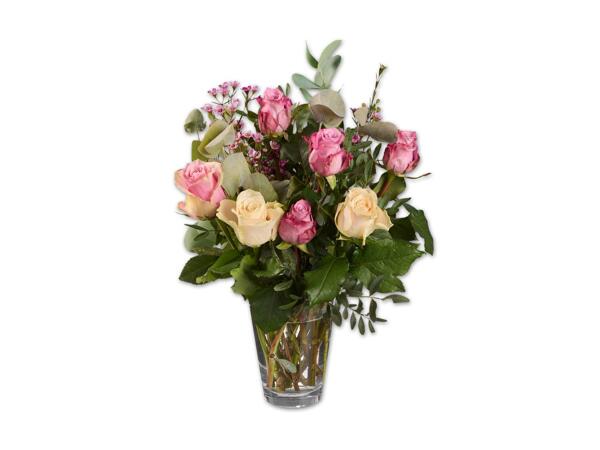 Rosen Waxflower Strauß