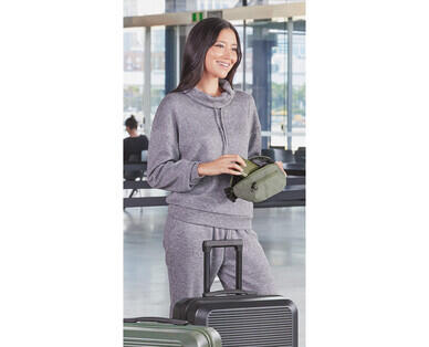 Women's Travel Clothing Set