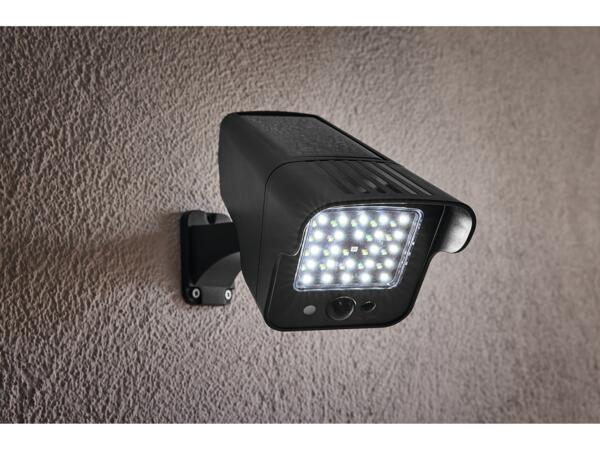 Motion Sensor Light with Dummy Camera