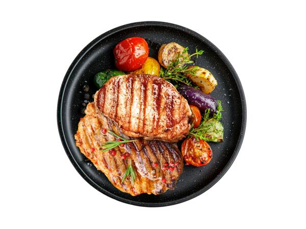 Frische Karree- oder Schopfsteaks mariniert