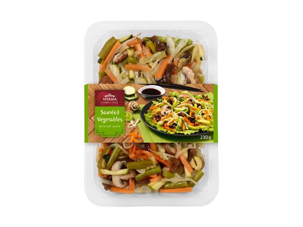 Sauté de légumes à la sauce soja