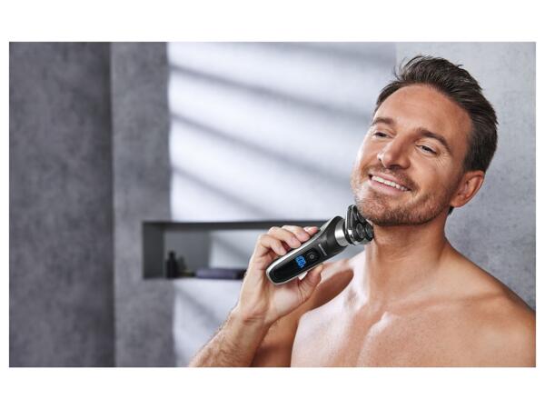Rotary shaver