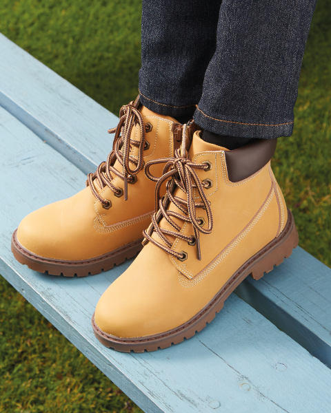 Boy's Winter Boot Tan