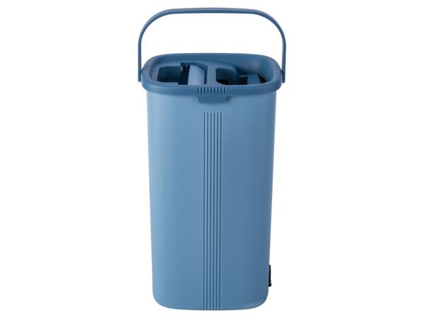 Floor mop set with bucket