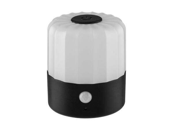 LED-natlampe med sensor