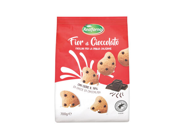 Shortbread Biscuits with Chocolate Drops