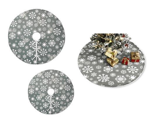 Merry Moments 
 Christmas Tree Skirt