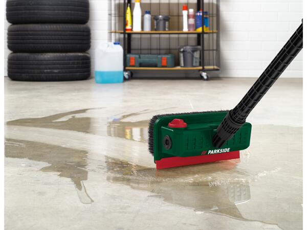 Pressure Washer Cleaning Attachment