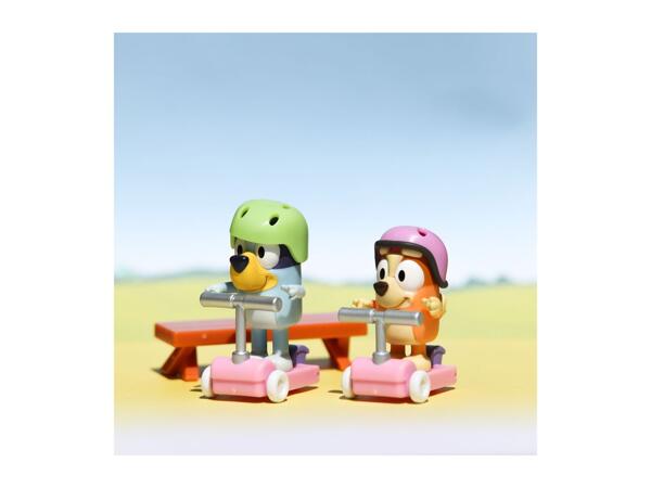 Bluey and Bingo's Scooter Fun Playset