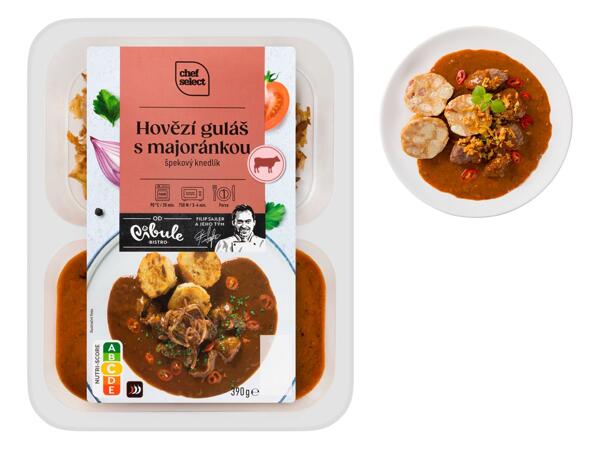 HOVĚZÍ GULÁŠ S MAJORÁNKOU
