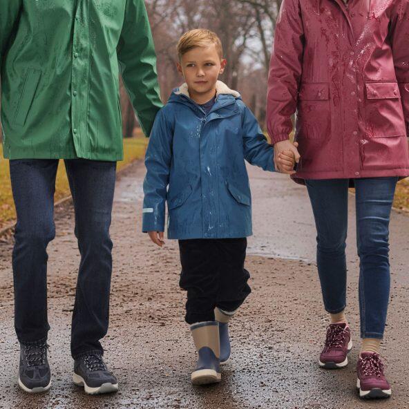 L&D(R) 				Regenjas met fleecevoering