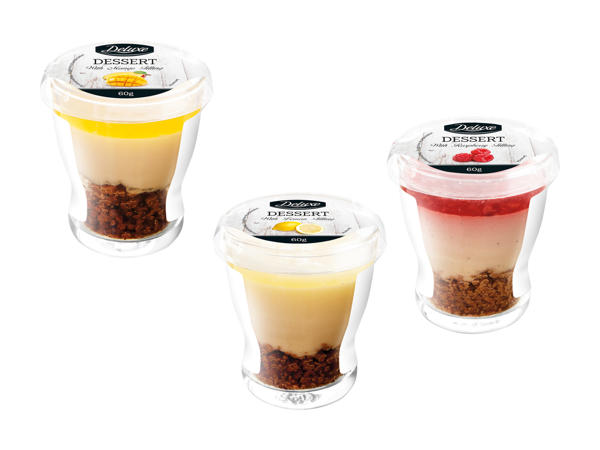 Dessert alla frutta in bicchiere