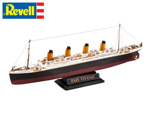 Revell RMS Titanic Gift Set