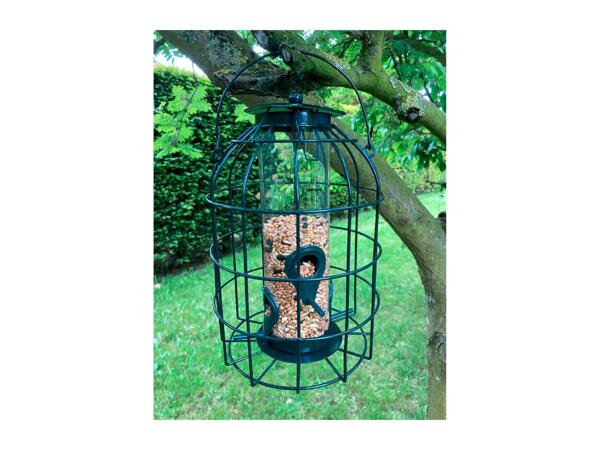 Oakdale Squirrel-Resistant Bird Feeders
