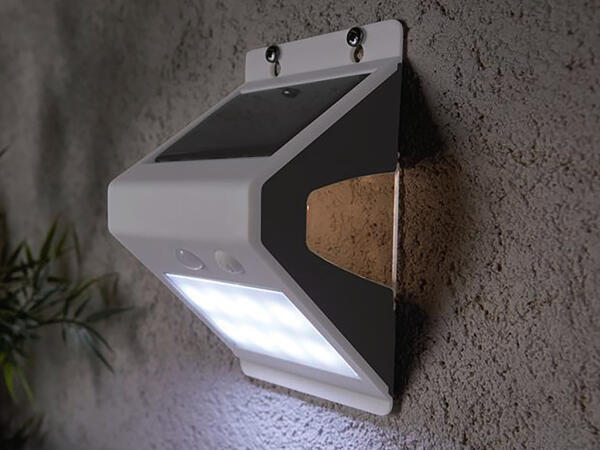 LED-Solar-Wandleuchte
