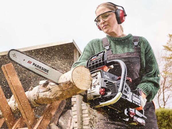 Petrol Chainsaw with Electric Start