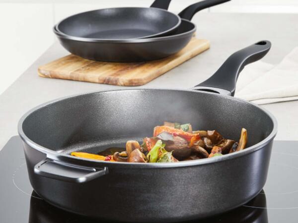 28cm Cast Aluminium Sauté Pan