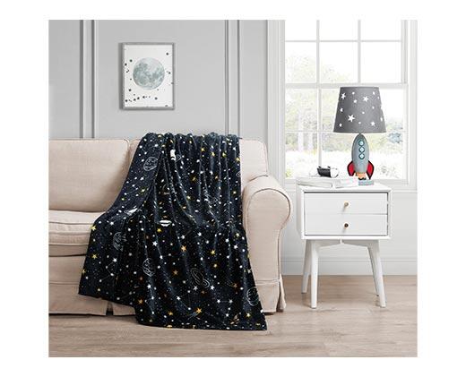 Huntington Home Plush Throw