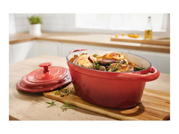 Cast Iron Casserole Dish