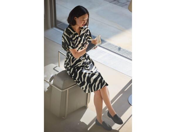 Ladies' dress