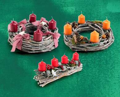 Adventkranz aus Weinreben